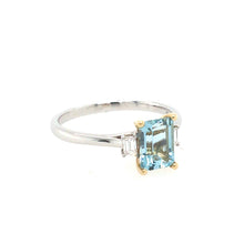 Load image into Gallery viewer, Aquamarine & Diamond Ring