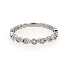 Load image into Gallery viewer, Diamond Platinum Fancy Band Ring