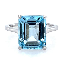 Load image into Gallery viewer, Blue Topaz Cocktail Ring
