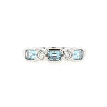 Load image into Gallery viewer, Aquamarine & Diamond Ring