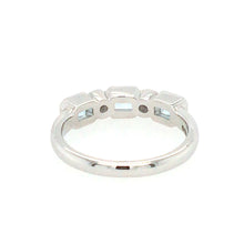 Load image into Gallery viewer, Aquamarine & Diamond Ring