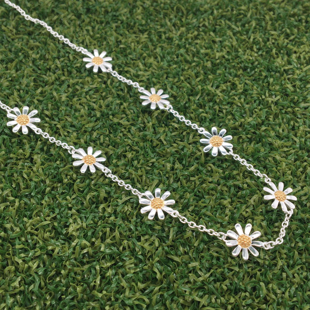 Daisy Chain Silver Necklace