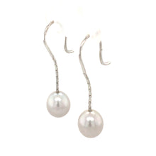 Load image into Gallery viewer, Grey Pearl Long Drop Earrings
