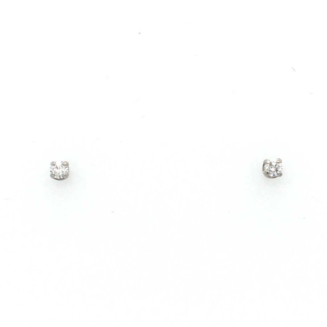 Fine Diamond 18ct White Gold Stud Earrings