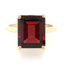 Load image into Gallery viewer, Garnet Cocktail Ring
