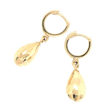 Load image into Gallery viewer, Faceted Gold Drop Earrings
